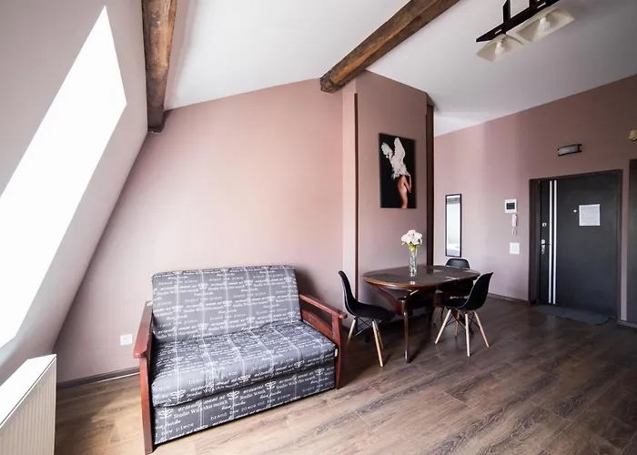 Apartamento центр площа митна *